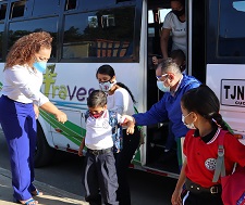 Niños venezolanos pasan la frontera para estudiar en Cúcuta